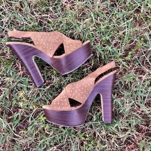 Jessica Simpson Olive Drab/Gold Platform Heels